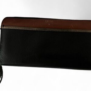 Fossil Black and Brown Leather Wallet
